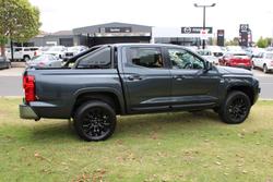 2025 Mitsubishi Triton GLX-R