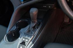 2020 Toyota Camry Ascent AXVH71R Glacier White