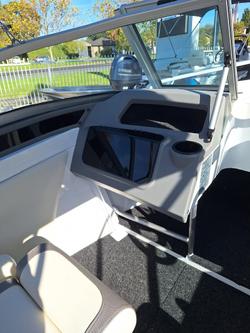 2026 QUINTREX 500 Fishabout Pro