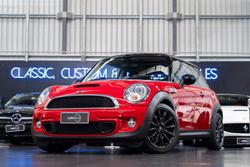 2012 MINI Hatch Cooper S R56 LCI Chilli Red