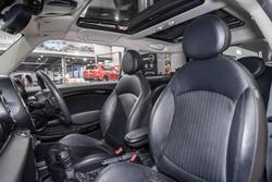 2012 MINI Hatch Cooper S R56 LCI Chilli Red