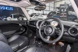 2012 MINI Hatch Cooper S R56 LCI Chilli Red