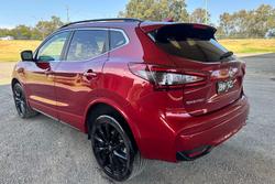 2021 Nissan QASHQAI Midnight Edition