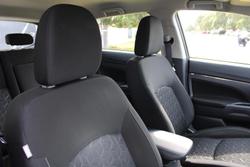 2022 Mitsubishi ASX ES