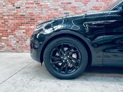 2019 Land Rover Discovery SD6 SE Series 5 MY20 4X4 Dual Range Black