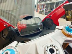 2025 DUCATI PANIGALE V2 S ROAD RED