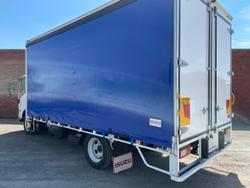 2025 Isuzu Nqr 88-190 FRIEGHTPACK