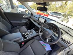 2022 Mitsubishi Outlander LS