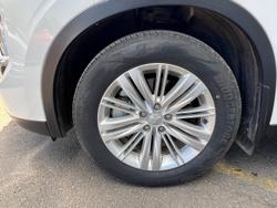 2022 Mitsubishi Outlander LS