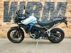 2026 TRIUMPH TIGER 900 GT ALPINE ROAD SNOWDONIA