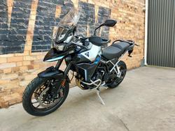 2026 TRIUMPH TIGER 900 GT ALPINE ROAD SNOWDONIA