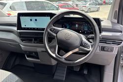 2025 Volkswagen Transporter TDI 125kW