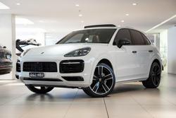 2022 Porsche Cayenne Platinum Edition