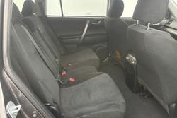 2013 Toyota Kluger KX-R