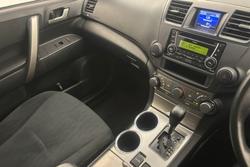 2013 Toyota Kluger KX-R