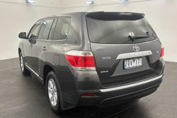 2013 Toyota Kluger KX-R