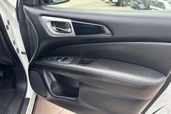 2018 Nissan Pathfinder ST