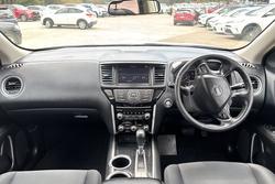 2018 Nissan Pathfinder ST