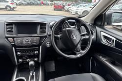 2018 Nissan Pathfinder ST