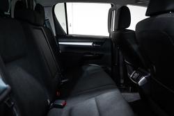 2022 Toyota Hilux SR5