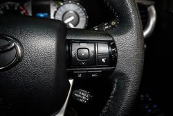 2022 Toyota Hilux SR5