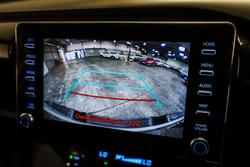 2022 Toyota Hilux SR5