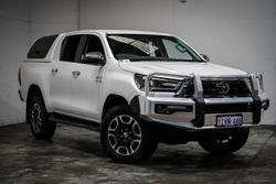 2022 Toyota Hilux SR5