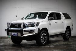 2022 Toyota Hilux SR5