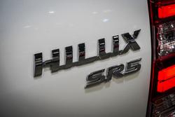 2022 Toyota Hilux SR5