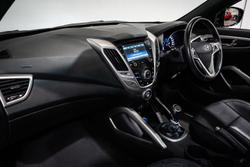 2016 Hyundai Veloster +