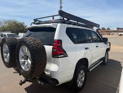 2021 Toyota Prado PRADO DSL WGN AT GX 4277430 005 Glacier White