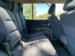 2006 Mitsubishi Pajero VR-X