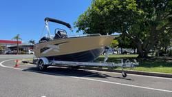 2025 Stacer 449 Crossfire SC SE