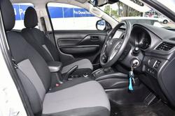 2024 Mitsubishi Triton GLX