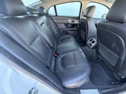 2014 Jaguar XF Premium Luxury