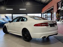 2014 Jaguar XF Premium Luxury