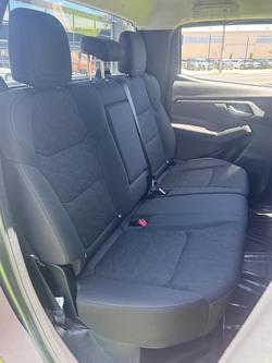 2023 Isuzu D-MAX LS-M