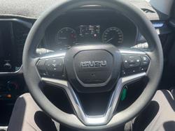 2023 Isuzu D-MAX LS-M