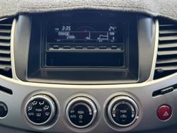 2012 Mitsubishi Triton GLX-R