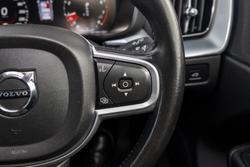 2018 Volvo XC60 T5 Momentum