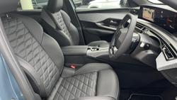 2025 Peugeot 3008 GT Premium Hybrid