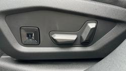 2025 Peugeot 3008 GT Premium Hybrid