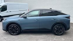 2025 Peugeot 3008 GT Premium Hybrid