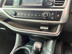 2014 Toyota Kluger GX