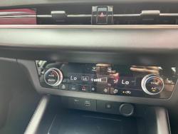 2023 Mitsubishi Outlander Exceed