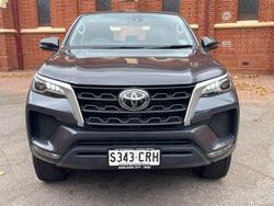 2022 Toyota Fortuner GX