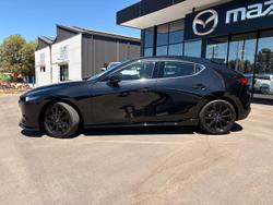 2025 Mazda 3 G25 Astina