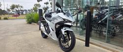 2025 Kawasaki NINJA 500 WHITE