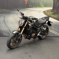 2025 Honda CB650RAC Black