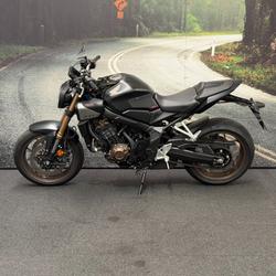 2025 Honda CB650RAC Black